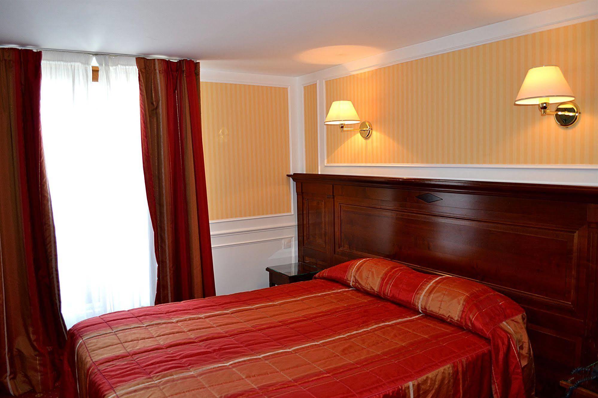 Hotel Touring Opera Париж Екстериор снимка