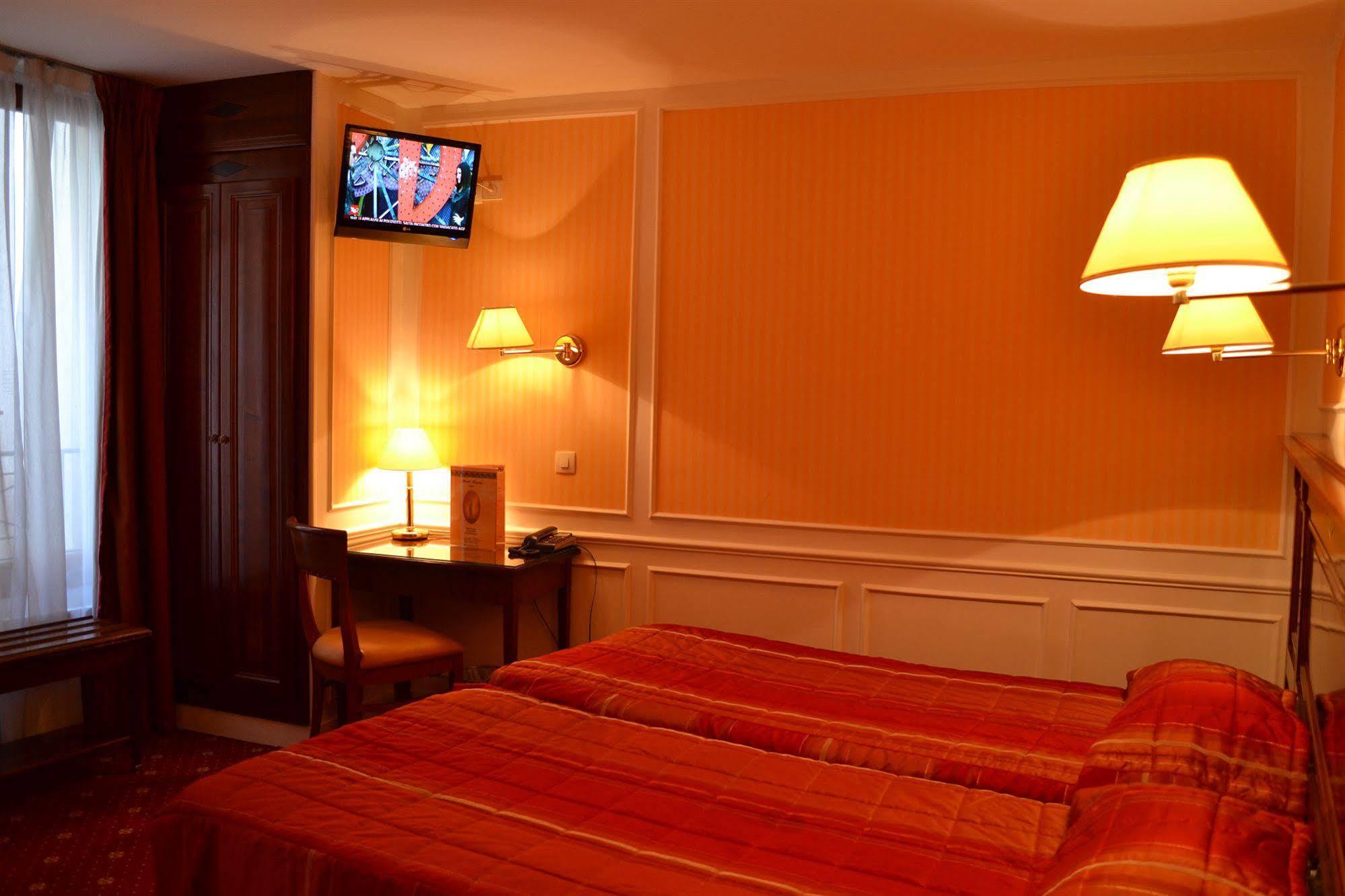 Hotel Touring Opera Париж Екстериор снимка