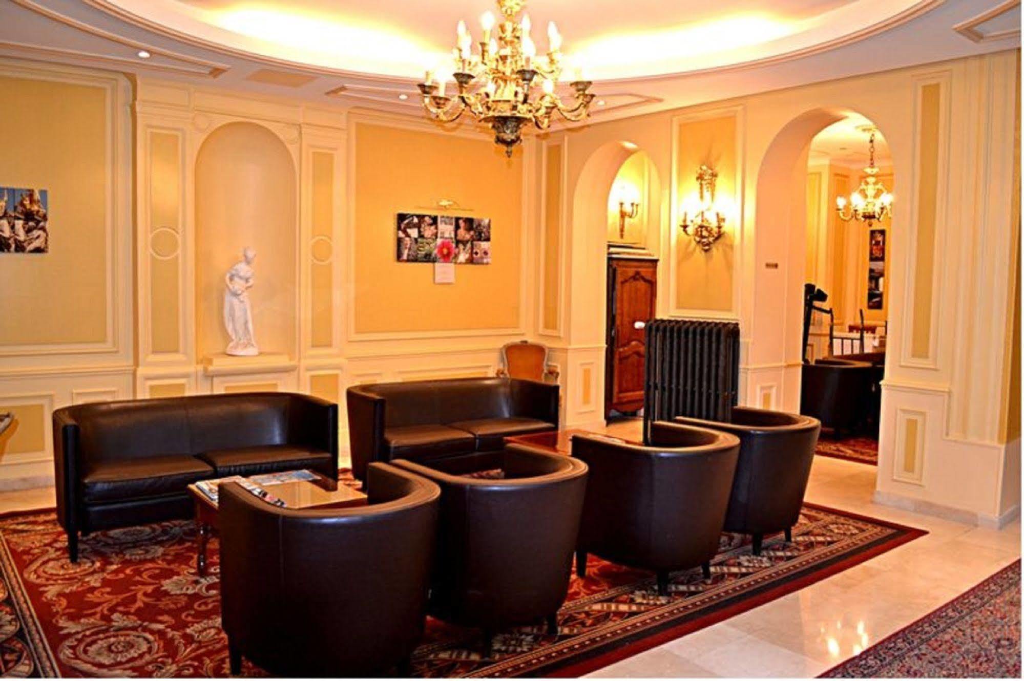 Hotel Touring Opera Париж Екстериор снимка